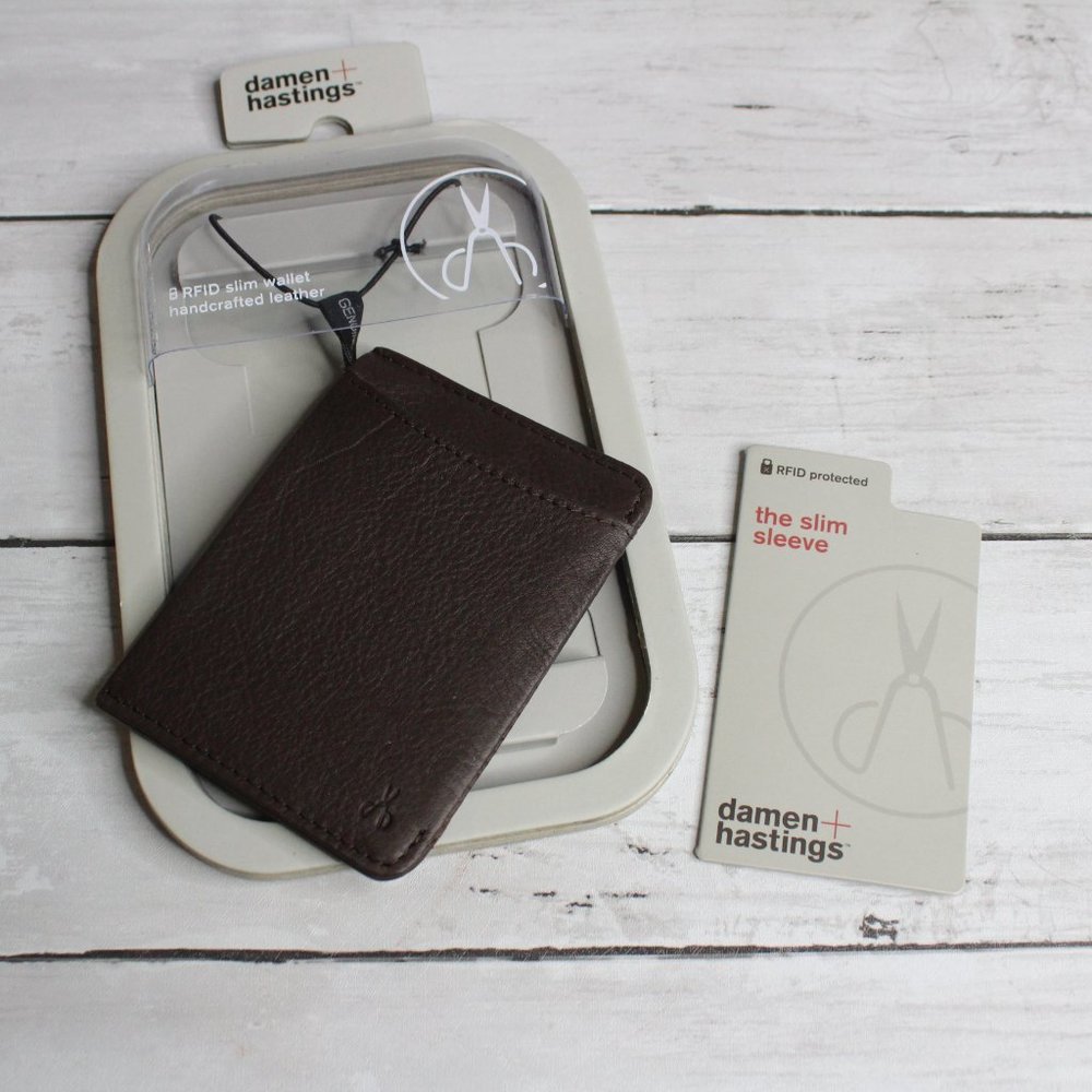 Damen Hastings Handcrafted Men's Genuine Leather Slim RFID Brown Wallet